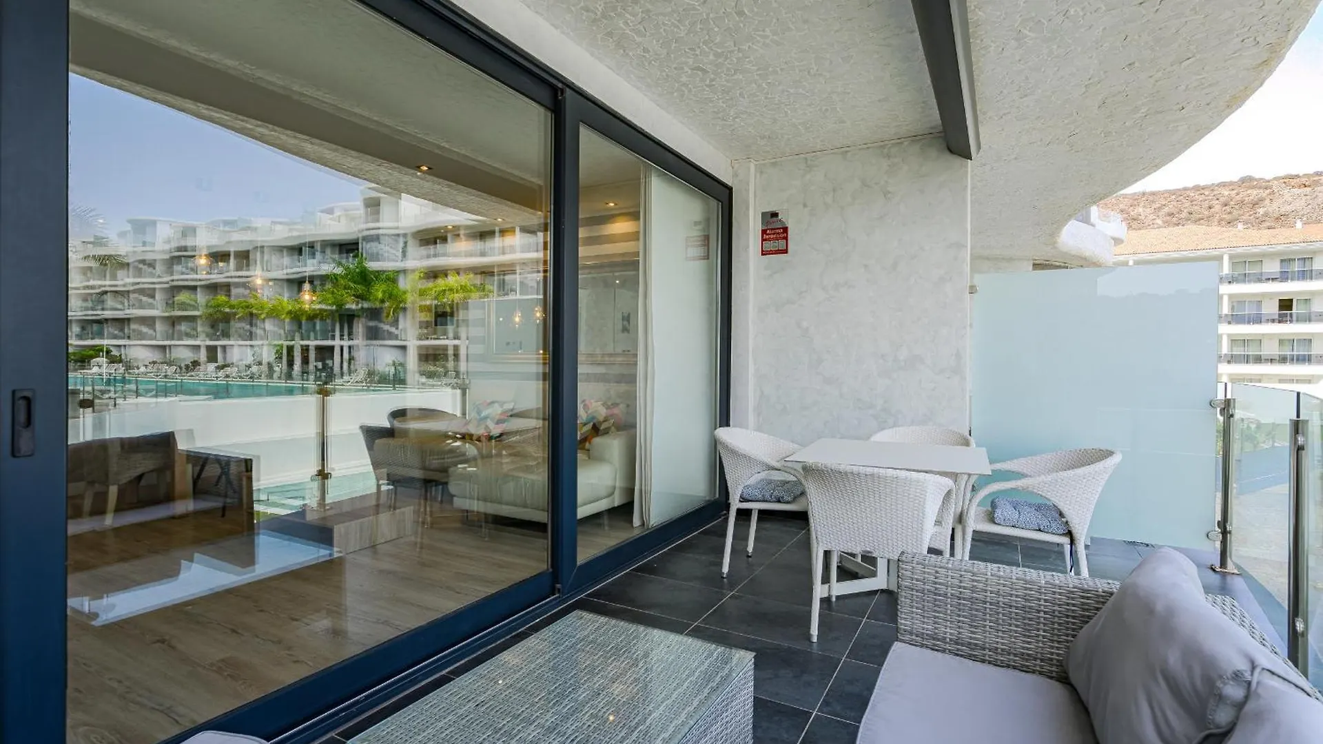 Tranquil Apartment Las Olas Palm-mar Spain
